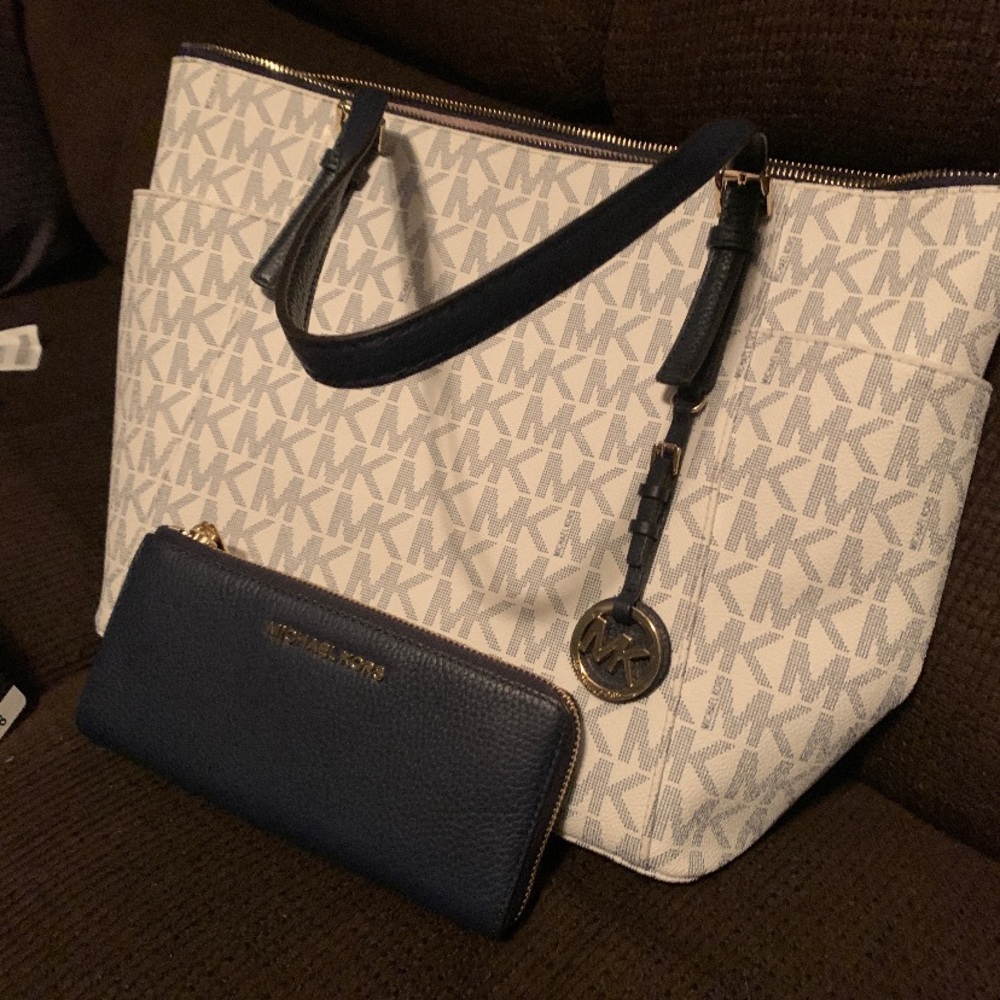 Michael Kors set